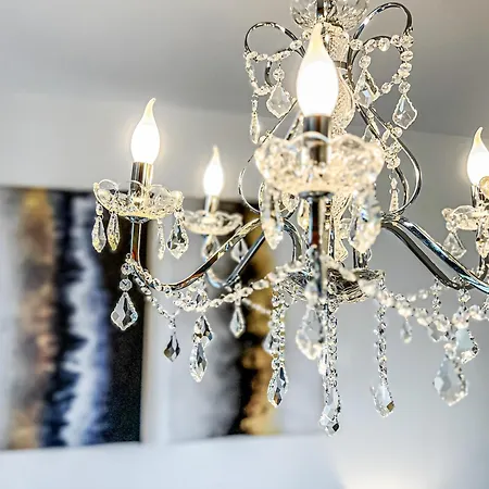 Grosse 3 Schlafzimmer Mit Kueche, Bad, Waschmaschine & Balkon Am Zoo * 라이프치히