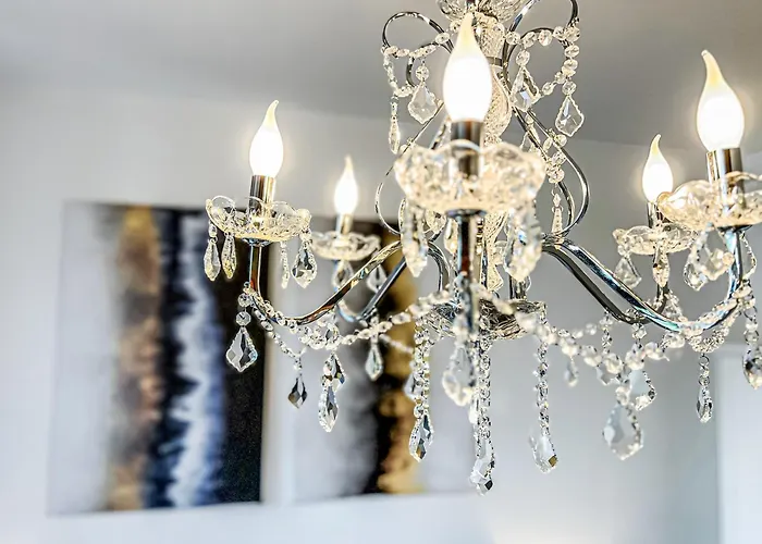 Grosse 3 Schlafzimmer Mit Kueche, Bad, Waschmaschine & Balkon Am Zoo * 莱比锡